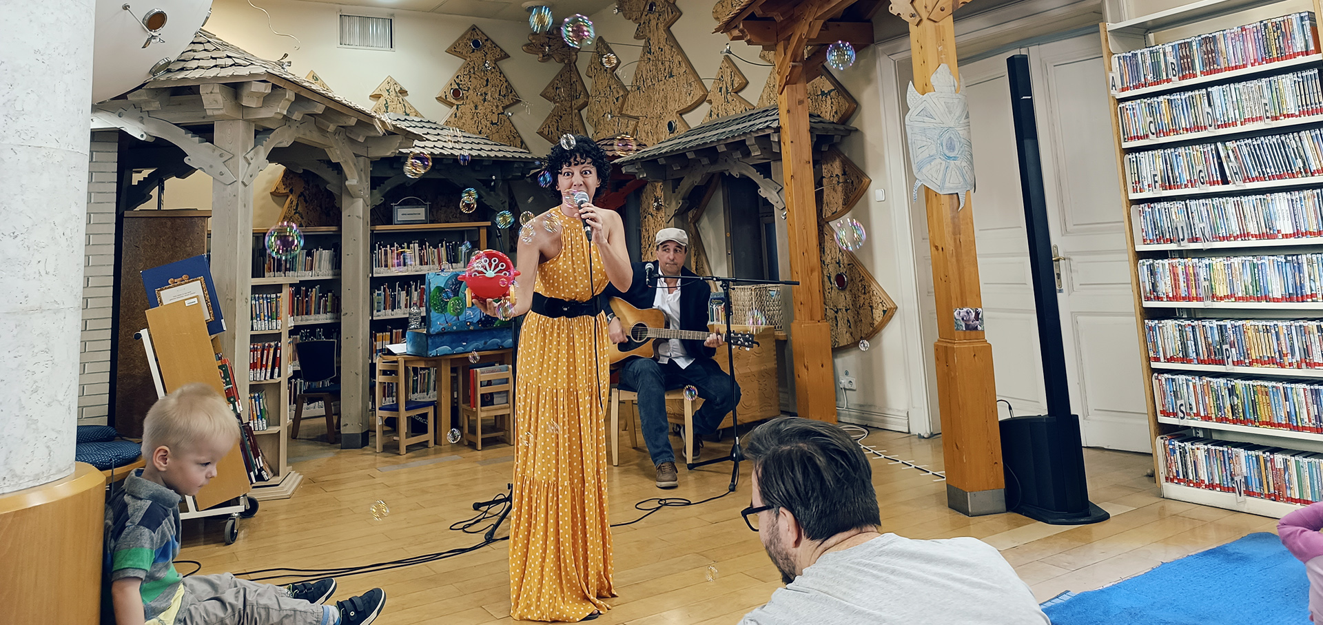 Medves  Kivelä Ha szembejon a medve-04